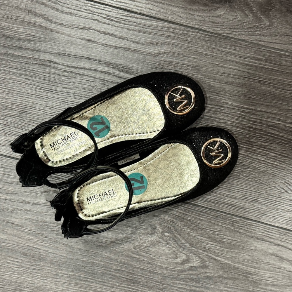 Girl’s Michael Kors Black Ballet Flats